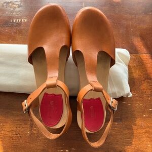 Swedish Hasbeens T-Strap Debutante natural sz 38 / 8 US EUC